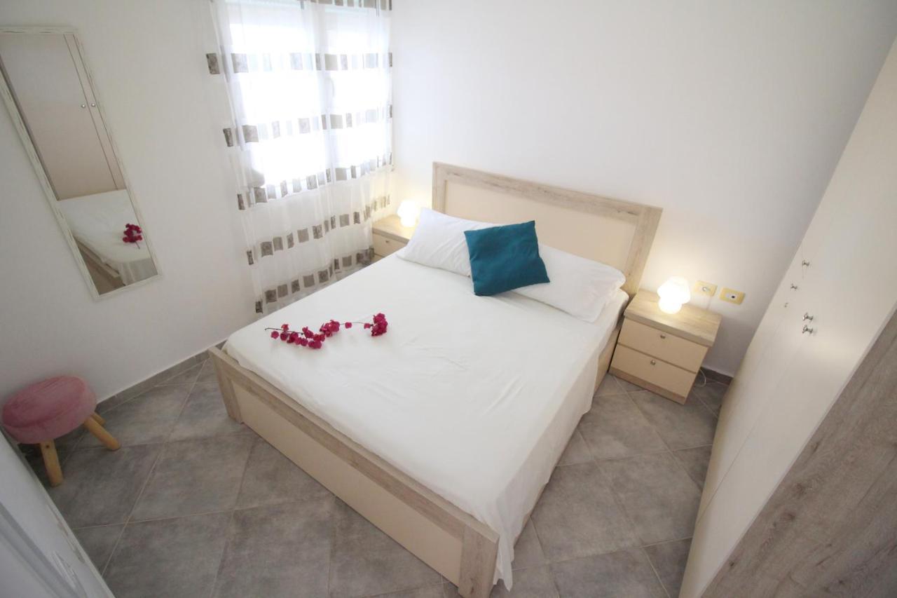 The Bay Apartments Sarandë Buitenkant foto