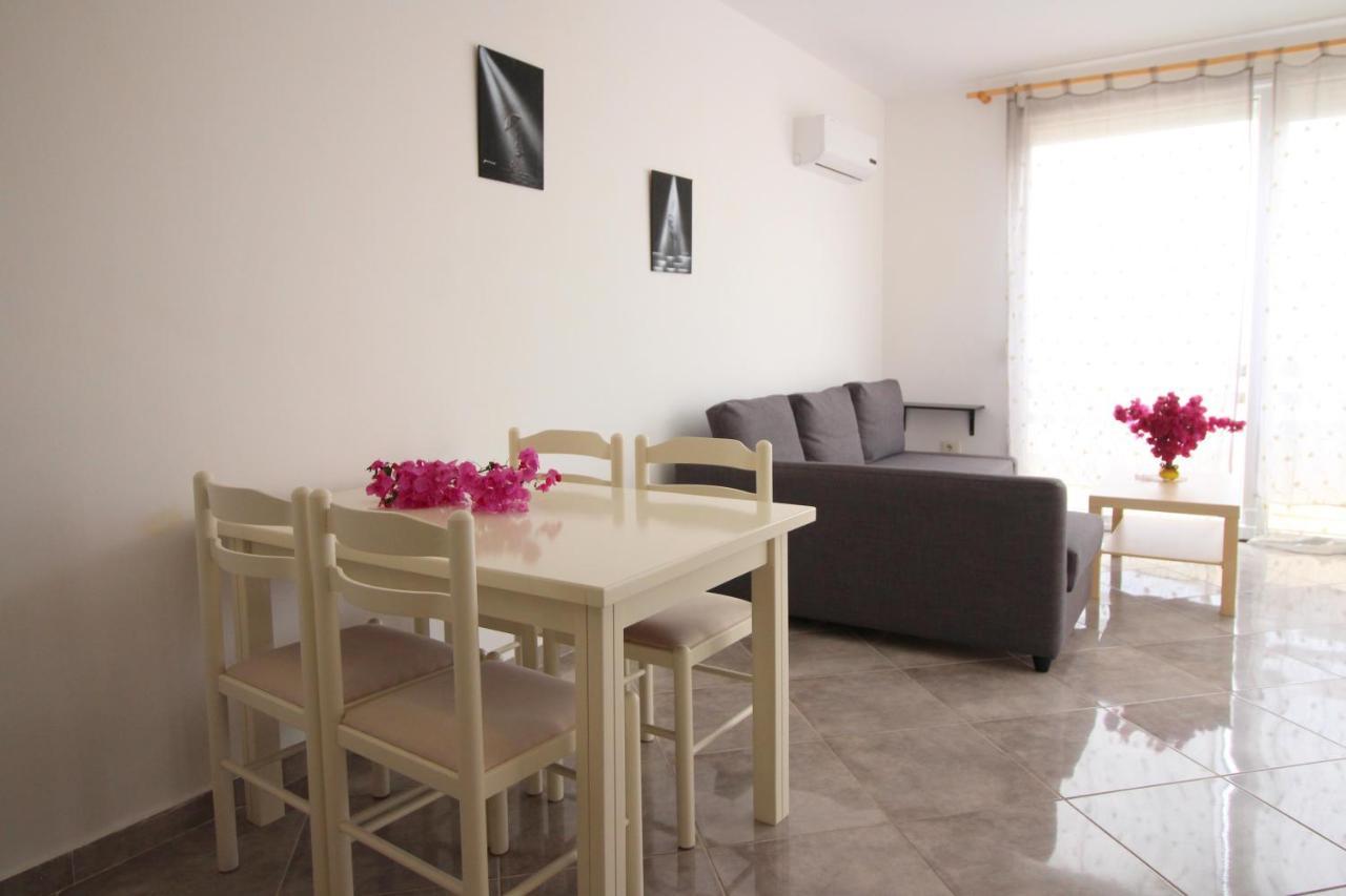 The Bay Apartments Sarandë Buitenkant foto
