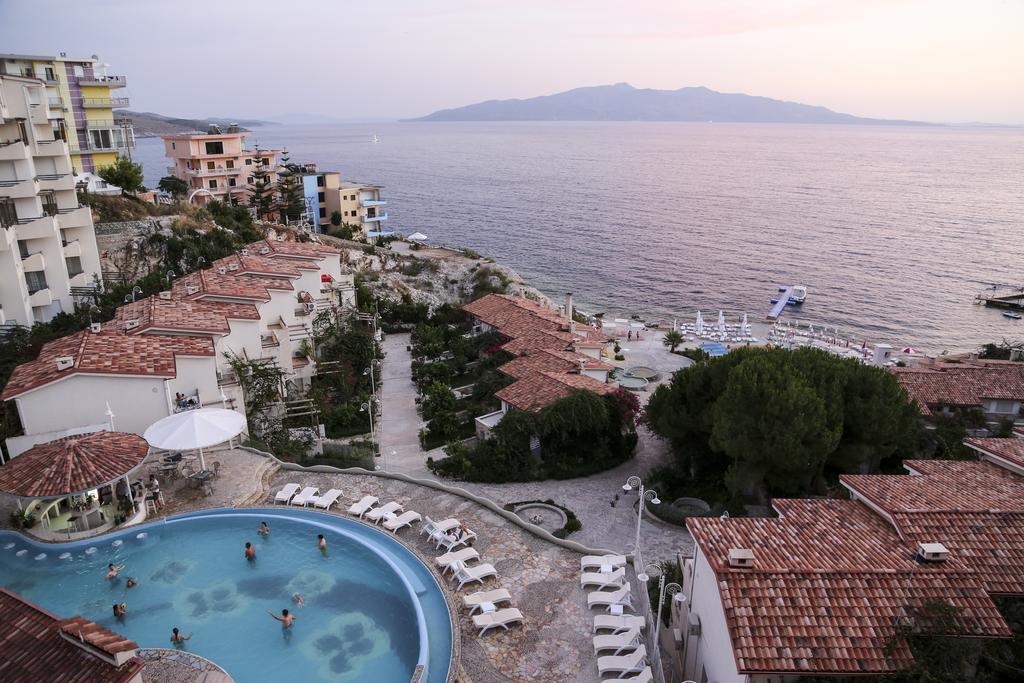 The Bay Apartments Sarandë Buitenkant foto