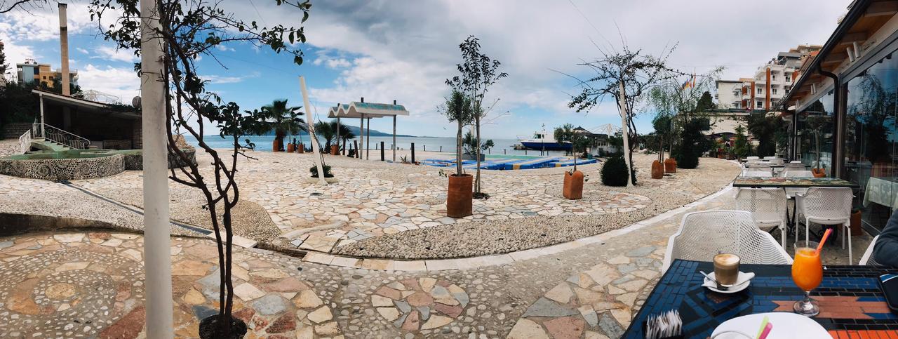 The Bay Apartments Sarandë Buitenkant foto